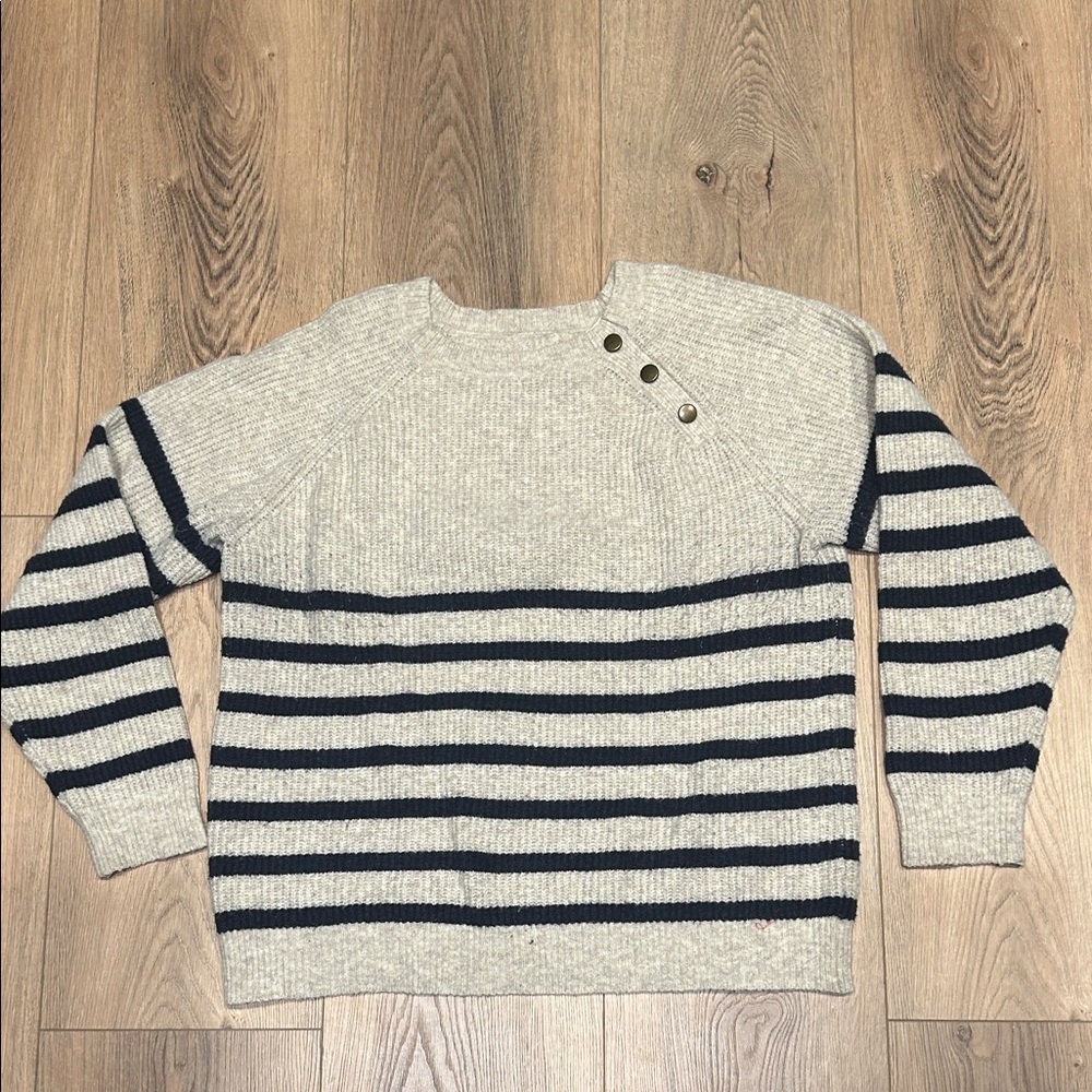 Knox Rose Light Gray Sweater